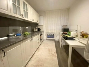 Apartament 3 camere, 86 mp, 2 balcoane, garaj, zona BMW - imagine 5