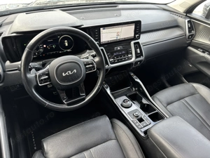 Kia Sorento 1.6 T-GDI HEV 6AT 4x4 7P Design+ - imagine 12