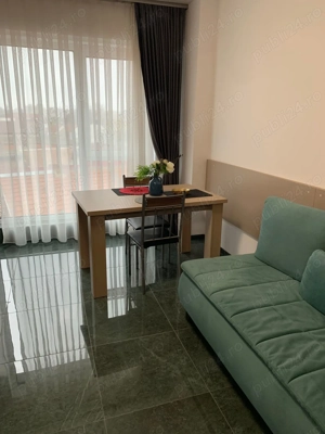 Închiriez apartament ultracentral  - imagine 3