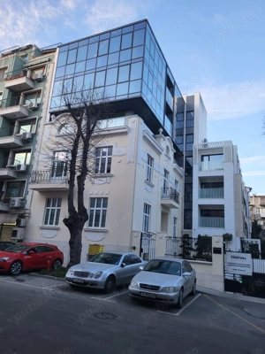 O poveste care asteapta sa fie rescrisa -cladire cu potential in centrul orasului Galati - imagine 7