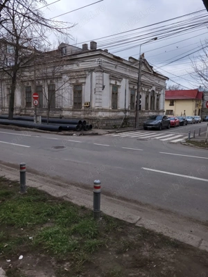 O poveste care asteapta sa fie rescrisa -cladire cu potential in centrul orasului Galati - imagine 4
