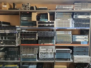 Switch Cisco Catalyst (PoE) 3750( ), 3560, 2960 , router Cisco, ASA