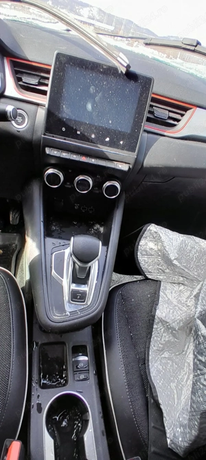 Dezmembram Renault Captur 1.3 TCe 155 H5H 470 - imagine 2