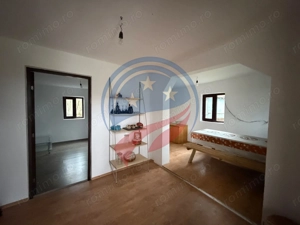 CASA CU TEREN 2500 MP LA 23 KM DE CRAIOVA CU TEAVA DE GAZE - imagine 6