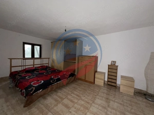 CASA CU TEREN 2500 MP LA 23 KM DE CRAIOVA CU TEAVA DE GAZE - imagine 7