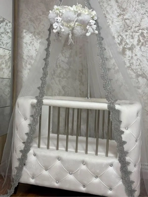 pătuț tapitat din catifea - imagine 4