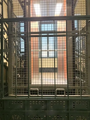 Reședință statement în Piața Victoriei - imagine 13