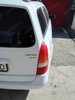 Opel Astra Caravana 1.7 DTI - imagine 3