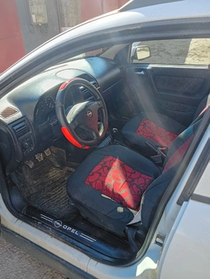 Opel Astra Caravana 1.7 DTI - imagine 4