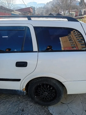 Opel Astra Caravana 1.7 DTI - imagine 5