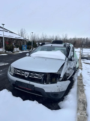 Dezmembrăm Dacia Duster an fabricație 2014 - imagine 2