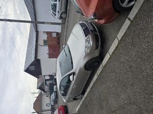 Vând berlină Passat B6 2000cm  benzină - imagine 7