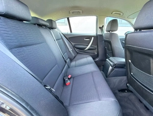 BMW Seria 1 118d DPF - imagine 16