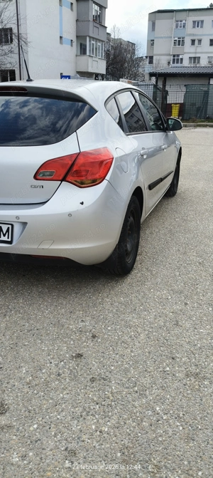 Vând Opel Astra J 2010, 1.7 110cp - imagine 7