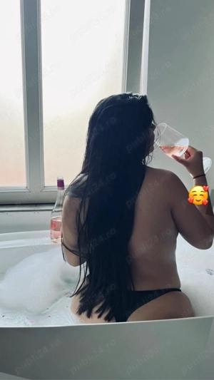 Doar un telefon ne desparte!