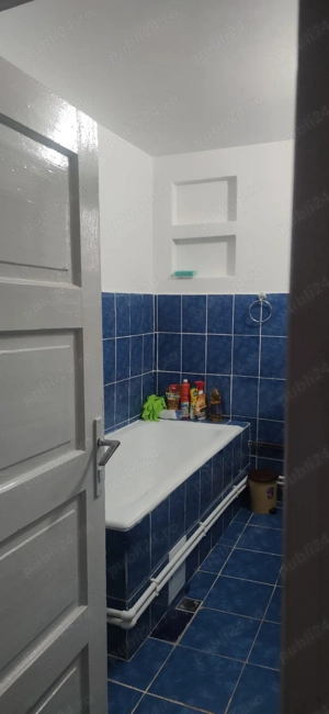 închiriez casă  - imagine 4