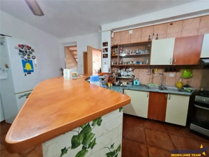 Pe incantare florala, casa cu 5 camere, curte individuala - Central, Brasov - imagine 16