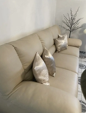 Canapea 3 locuri extensibilă + canapea 2 locuri, stare impecabilă