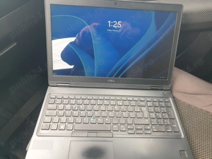 vând laptop slim Dell