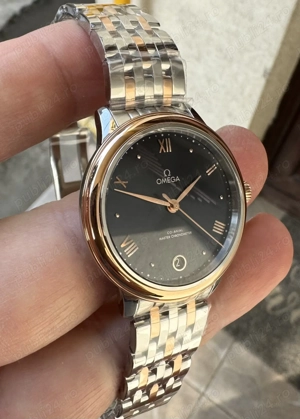 Omega De Ville Prestige Ladies 34 mm Rose Gold Blue Dial VSF A8800