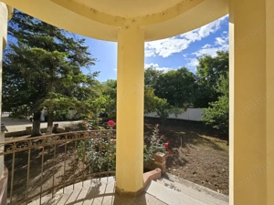 Cenad-Ultracentral-2 fronturi- Casa cu ahitectura deosebita - imagine 9