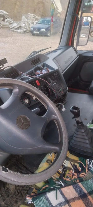 Autoutilitara Mercedez Benz - imagine 3