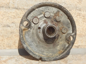 Capac palier fata electromotor Dacia 1310 utilizat - imagine 6