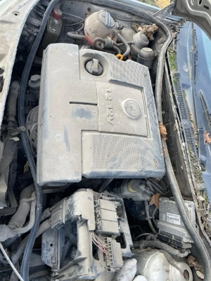 Vand piese Skoda fabia II benzina - imagine 4