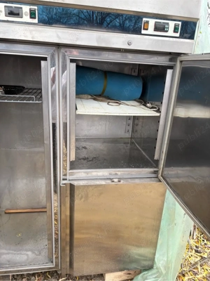 Dulap frigorific profesional inox Friulinox   2 uși, funcțional