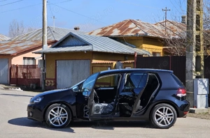 VW Golf 6 1.4TSI HIGHLINE NaviTouch ÎncălzireScaune DubluClima SenzoriParcare Bluetooth Euro5  - imagine 4