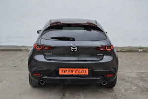 Mazda 3 Skyactiv-X 186 CP AT MHEV GT Plus 2021 - imagine 5