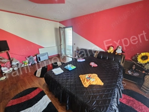 Casă de vânzare în Curtea de Argeș, strada Progresului. - imagine 8