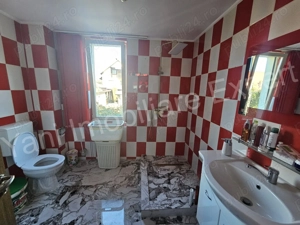 Casă de vânzare în Curtea de Argeș, strada Progresului. - imagine 6