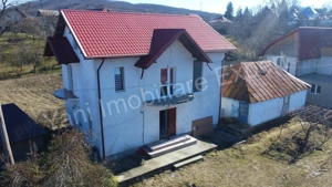 Casă de vânzare în Curtea de Argeș, strada Progresului. - imagine 2