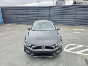 VOLKSWAGEN PASSAT AUTOMAT B8.5 model 2022 motor 2.0 150 CP - imagine 2
