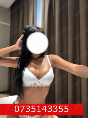 Ana, 19 ani,  fac doar deplasari