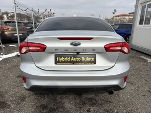 Ford Focus 1.0 Ecoboost 125 CP - imagine 3