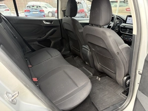 Ford Focus 1.0 Ecoboost 125 CP - imagine 19
