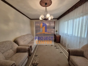 Apartament 3 camere confort 1 decomandat, foarte spatios, etaj 3 - imagine 3