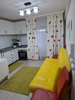 Inchiriez apartament