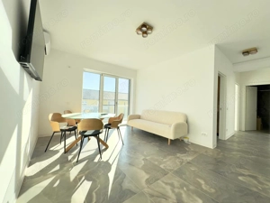 Bucatarie inchisa. Strada asfaltata. Decomandat. Mobilat si utilat !