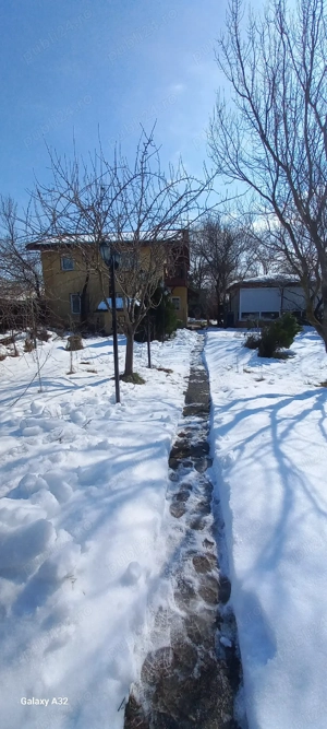 Casa la curte cu teren generos - imagine 10