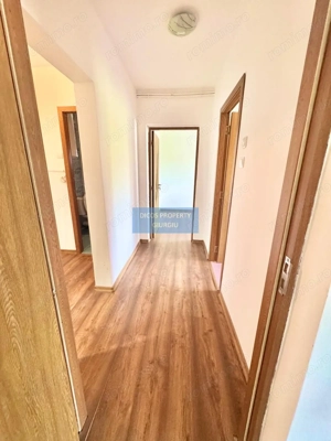 Apartament 2 camere, decomandat – Zona Centrală, bloc Lumina - imagine 3
