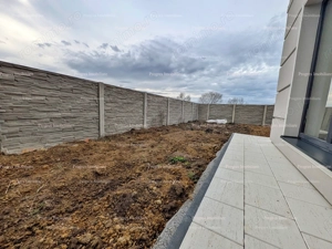 Casa in triplex-3 dormitoare+living+birou-100 mp-Calea Urseni,langa Zone Cafe-155.000 euro(TVA incl) - imagine 16