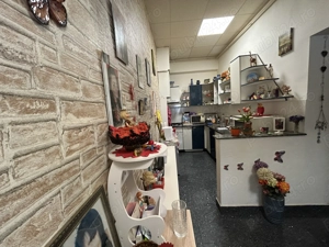 Vand apart.2 cam.st.70 mp.pe str.Prapogescu,pe mal. - imagine 2