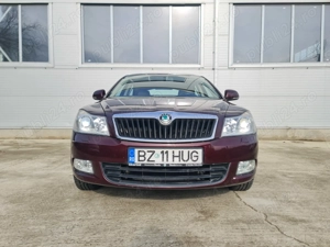 Skoda Octavia Elegance 1.6 TDI 105 CP   Xenon, Climatronic - imagine 3