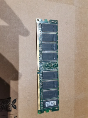 Ram Infineon HYB25D256800BT-5 256MB DDR-1 400MHz PC3200