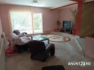 Otopeni central VILA P+1(400mp cu 3 apartamente) si 1000 mp teren - imagine 3