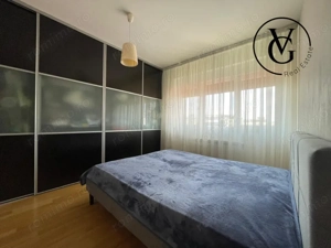 Apartament cu 5 camere si terasa spatioasa + 2 locuri de parcare - imagine 4