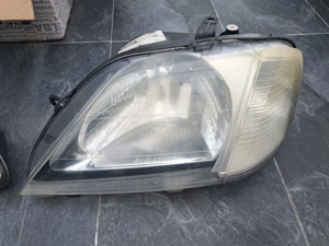 Vand set  Faruri Logan 1 - imagine 3